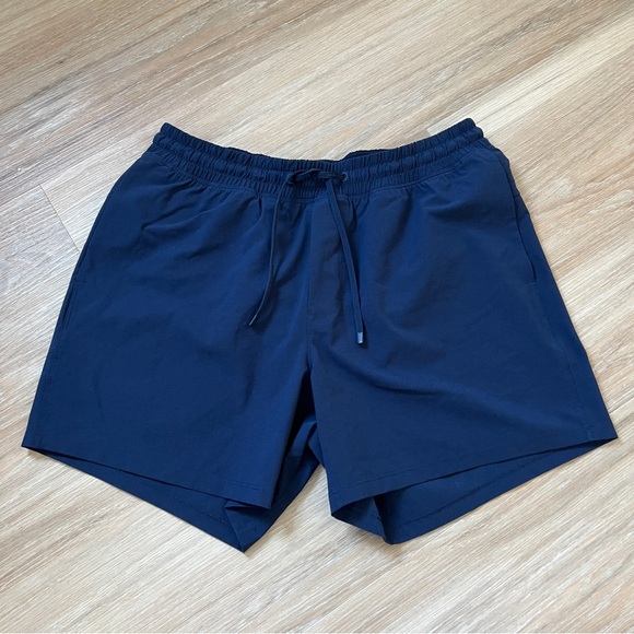 lululemon athletica Other - Lululemon Men’s Navy Blue Athletic Gym Shorts w/ Liner Size M